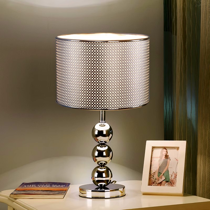 Lampe de Table Simple et créat - Desk Setup Wallpaper avis et prix