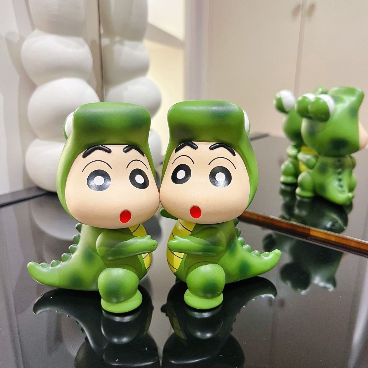 Figurine Crayon Shin-chan au d - Desk Setup Design avis et prix